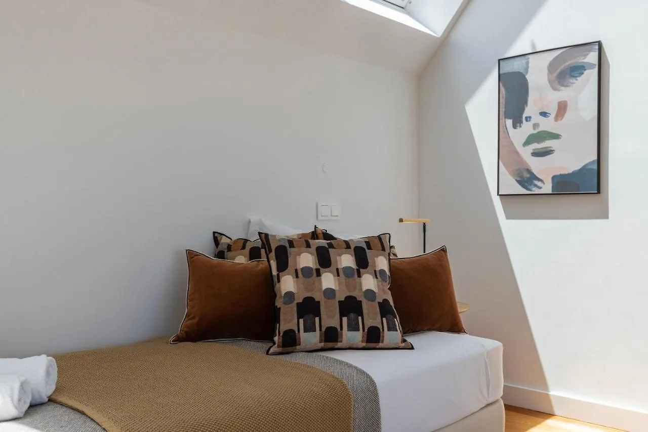 شقة Design 3Bdr Duplex W/Balcony By Lovelystay Lisboa البرتغال