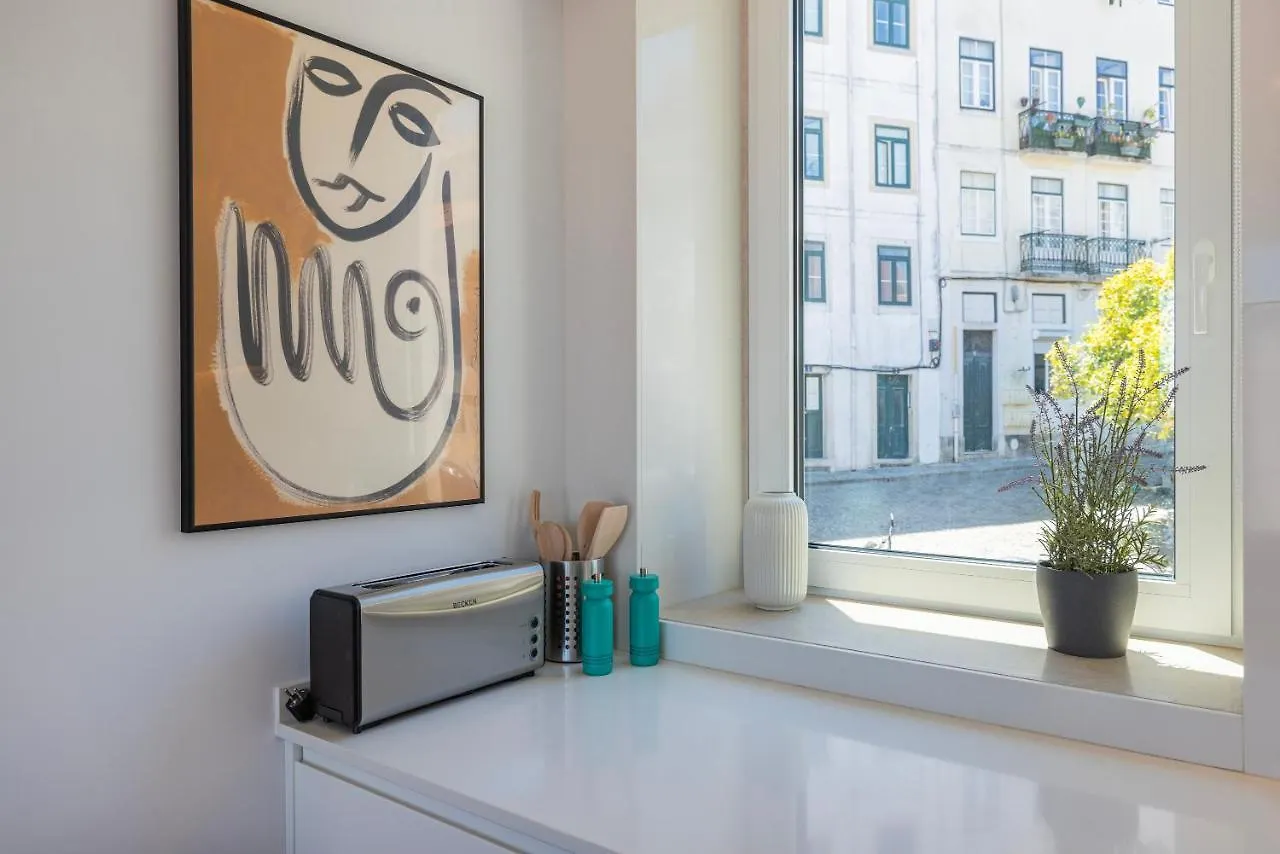 Design 3Bdr Duplex W/Balcony By Lovelystay Lisboa 0*,