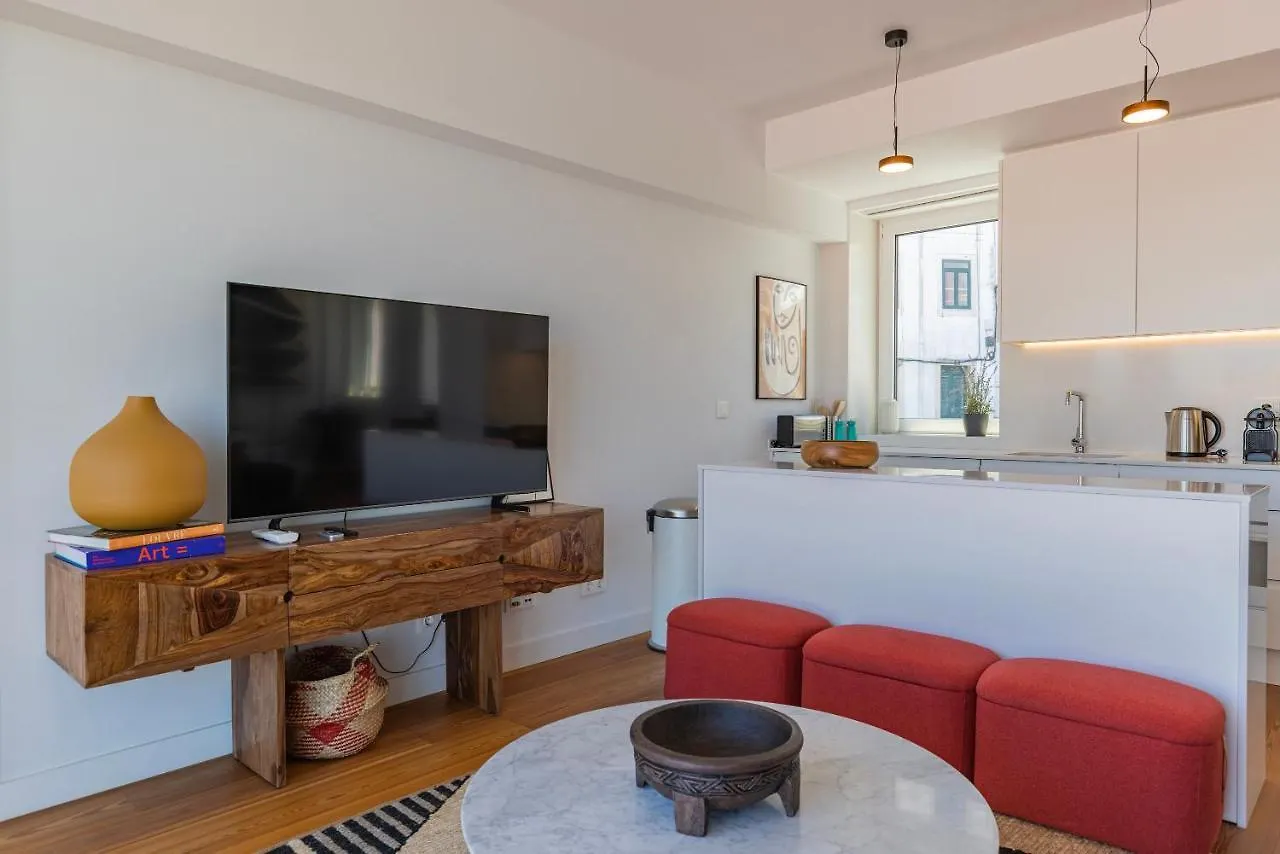 Design 3Bdr Duplex W/Balcony By Lovelystay Lisboa شقة