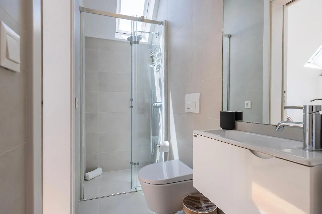 Design 3Bdr Duplex W/Balcony By Lovelystay Lisboa